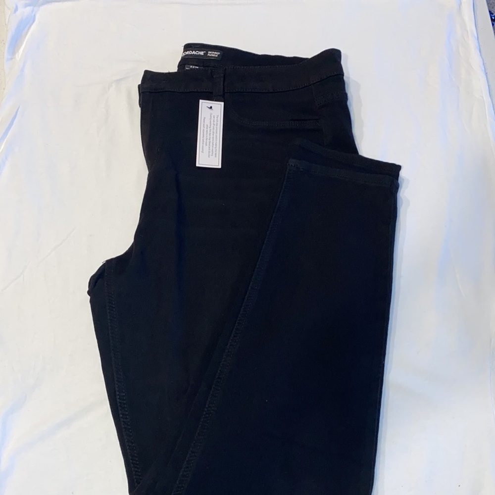 🛍️ JORDACHE Super Soft Skinny Jeans